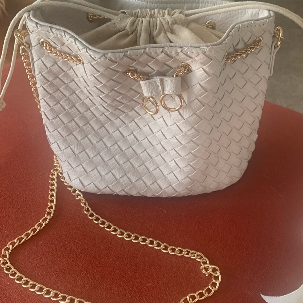 Excellent condition bucket bag✨